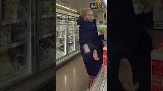 Когда ты у мамы блогер😅