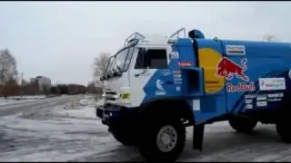 Поехали...боевые камазы и технички сопровождения команды КМ покинули территорию НТЦ