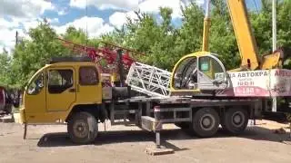 МОНТАЖ.УСТАНОВКА СОТОВОЙ ВЫШКИ.КРАН в работе.Подьём секции на вверх.