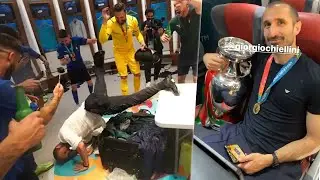 ITALY Crazy EURO Celebrations 😂 Dressing Room, Bus, Pitch
