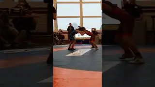 کشتی شیر دختر مقابل پسرها💪💪🤼🤼🤼‍♀️🤼‍♀️