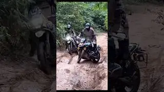 Su mayor aventura es subir el bordillo del Mercadona… la “BMW r1200gs” 