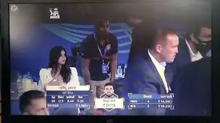 ipl 2022 auctioner collapsed on stage #tataipl
