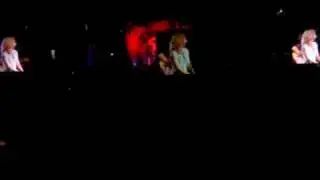 ♫ Avril Lavigne - Hot Live in Kuala Lumpur, Malaysia ♫
