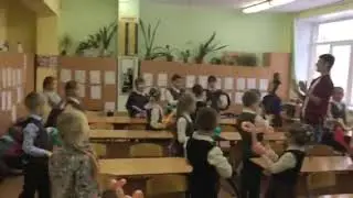 В стиле