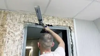 Прекрасная белоснежная дверь 