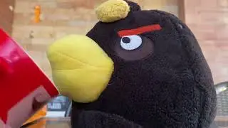 Bomb Bird Stars in Angry Birds Update - Short Fuse (Remake)
