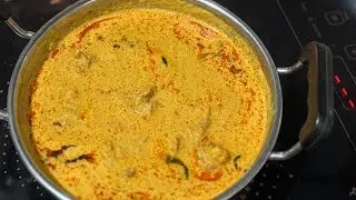 പത്തിരിക്കൊപ്പം  വറുത്തരച്ച  ചിക്കൻ കറി  / Malabar chicken curry Recipe
