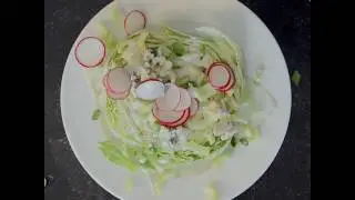 Crunchy Iceberg Salad with Creamy Blue Cheese