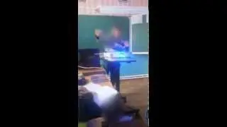 прикалывались в школе (РЖАКА!!)