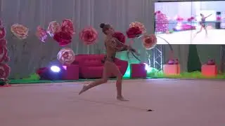 Таргоній Олександра обруч