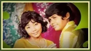 A Ramlie & Maria Bachok   Jauh Di Kenang Dekat Di Sayang