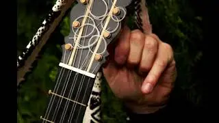 Visée - Passacaille in E minor from Livre de Pièces pour la Guitarre (1686)