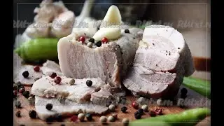 ЗАКУСКА ИЗ СВИНИНЫ!!! ГОТОВИМ САЛО С ПРОСЛОЙКОЙ МЯСА!!!