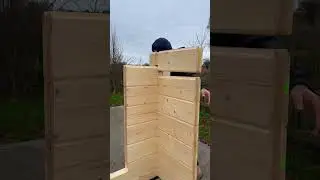 Building a log cabin with tight weather joints #logcabin #cabinbuilding #cabin #timberhomes #shorts