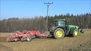 John Deere 8370R a 8320 v podmítce