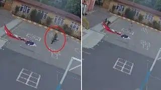 Yere düşen Türk bayrağını kaldırmak için depar atan öğrenciler