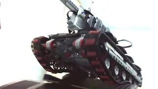 Крутейший Танк-Робот из LEGO