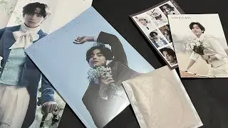 UNBOXING | Special 8 Photo Folio Me, Myself, and V ‘Veautiful Days’