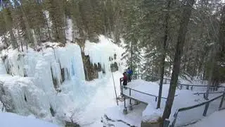 Johnston Canyon Icewalk® in 360