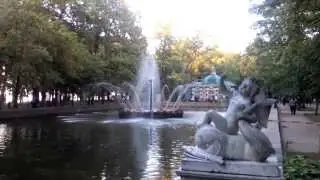 Фонтан в Петергофе