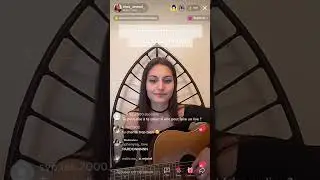 La soeur d'Ophenya chante