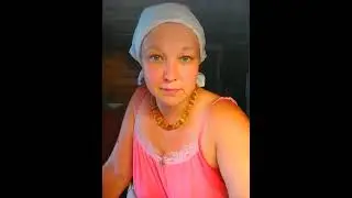 После покоса, забежала домой, водички холодной из колодца попить 🥛🌄
