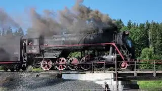 Рускеальский Экспресс. Ретро поезд.