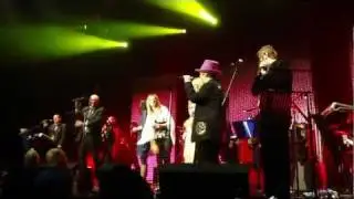 Heaven 17 BEF - 15Oct2011 Roundhouse London - Temptation encore.MP4