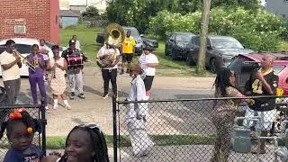 MY LIL COUSIN AND HIS BRASS BAND (TOP NOTCH) SURPRISED MY GRANDMA | HAPPY 86TH BIRTHDAY |NEW ORLEANS