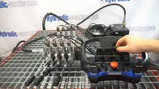 Proportional valve Walvoil DPX100 4 sections + Radio Remote Scanreco Mini G2B