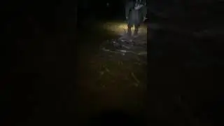 Провожатый брызгаться водой . Зил 6к
