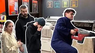 ME INFILTRO DE TÉCNICO Y TALADRO LA PARED PARA HACER UN ENCHUFE!