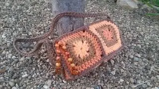 How to Crochet a Purse - Granny Square Purse