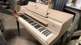 Wurlitzer 140B for sale on reverb (I’m not technically a piano player so excuse my playing)
