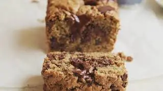 Chocolate chunk almond butter zucchini bread