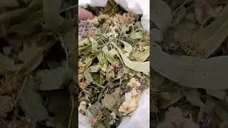 Очень полезный травяной чай, который собрала и высушила мама.