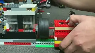 4 Speed Transmission with Inline 2 Lego Vacuum Engine