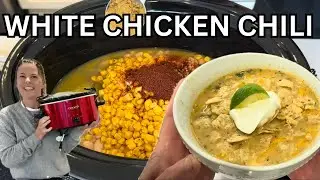 The BEST White Chicken Chili (Crockpot)