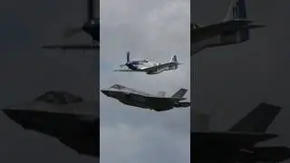 なんと。最新鋭ステルス戦闘機F-35と80年前のP-51ムスタングを現代の空で編隊飛行させるアメリカ空軍、エアパワーを見せつける強力なヘリテイジフライト