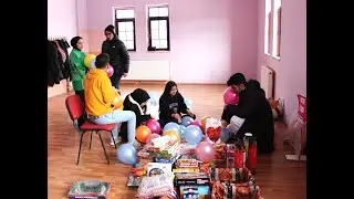 Köy Okuluna Kütüphane Yaptılar