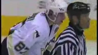 Sidney Crosby Scores on his Ass - 01/27/06