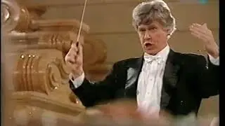 Диктор и конец эфира (mtv Венгрия,2003)