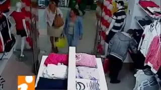 Кражи в магазинах и торговых центрах  Записи с камеры видеонаблюдения