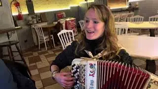 Valtellina bel valzer proposto da Ilario Ilaria Oscar e Chiara
