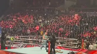 Brock gives lashley a F-5
