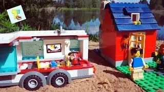 Picnic. What you need to bring with you. LEGO House on wheels. Van LEGO. Videos for kids.