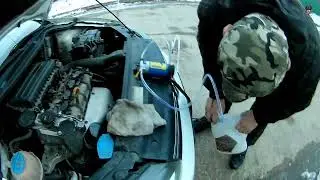 Замена масла в двигателе VW POLO