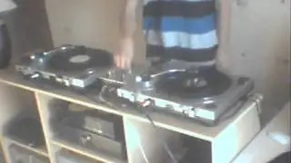 christmas mornin dnb mix 2009 s-m-d