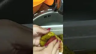Чистка грибов салфеткой Гринвей.